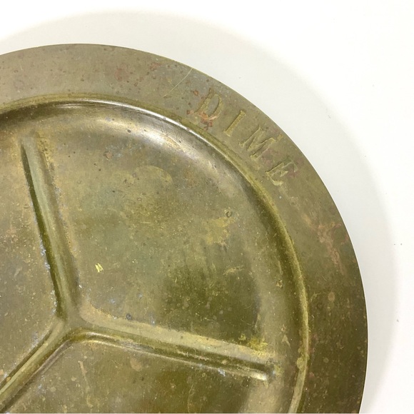 Vintage Brass Pocket Change Dish with Heavy Patina Jewelry Tray - Picture 4 of 6